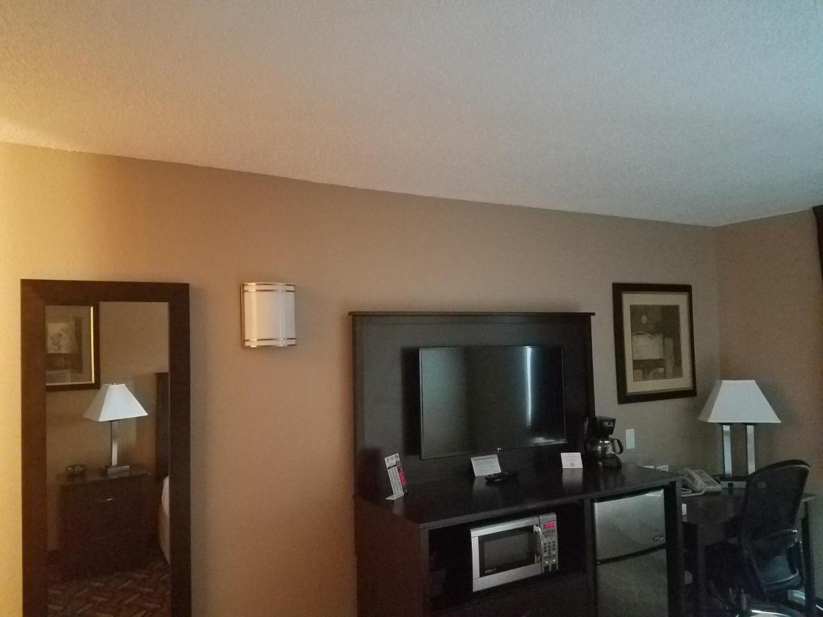 Americas Best Value Inn And Suites Bismarck Quarto foto